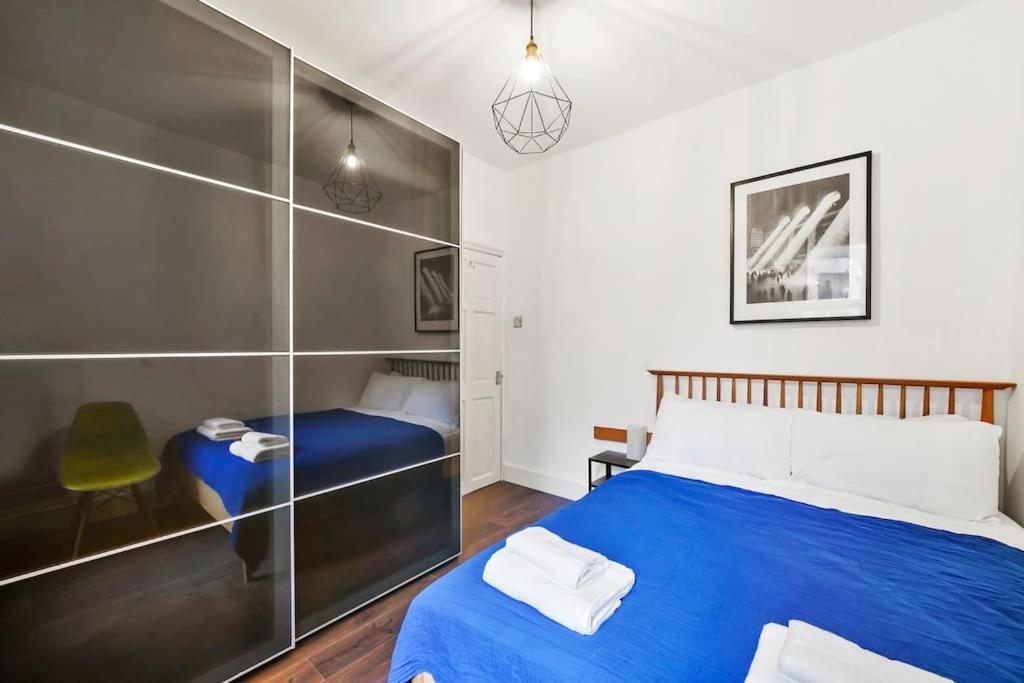 2 Bed Garden Flat Leyton Village Londra Esterno foto